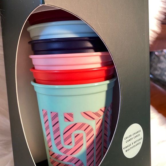 Starbucks cups - Picture 3 of 4